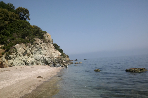 An image of the Kokkino Nero Beach in the area of Agia (Evrymenes).