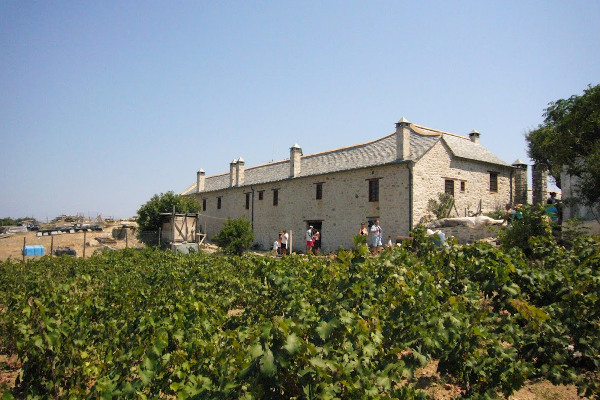 A part of the outer building that surrounds the Monastery of Kira Panagia at the homonymous island.