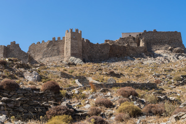 A photo taken outside the Castello Rosso of Karystos and shows a part of the walls.