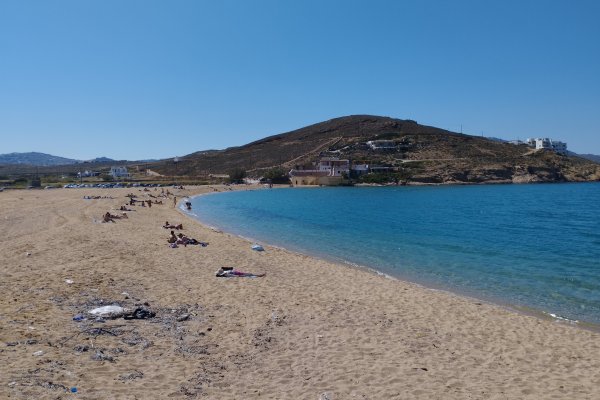 A picture of Ftelias Beach taken from east to west.