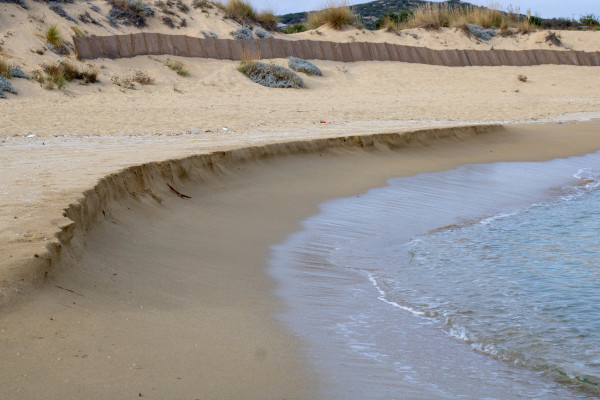 A picture showing a part of the sandy beach at Ammolofoi at Nea Peramos.