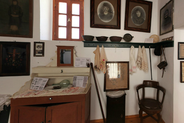 A photo of one of the rooms and the exhibits of the Historical and Folklore Museum of Nisyros at Mandraki.