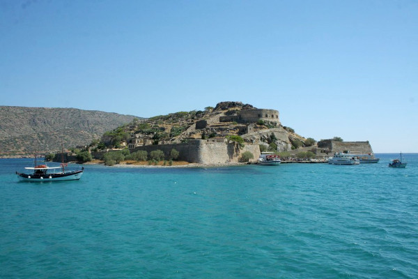 An picture of the island of Spinalonga where the Venetian fortifications stand.